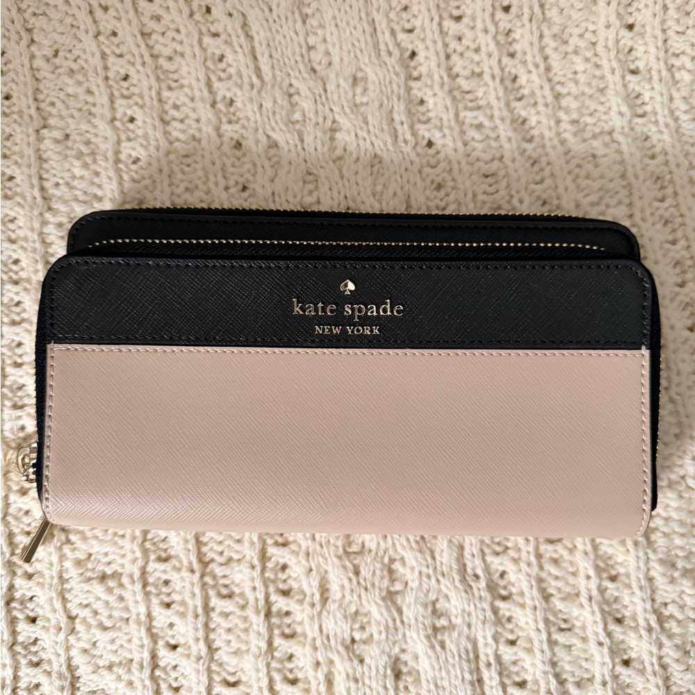 Kate Spade Black and Cream Wallet